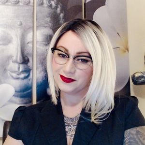 Meet your Posher, Psychic